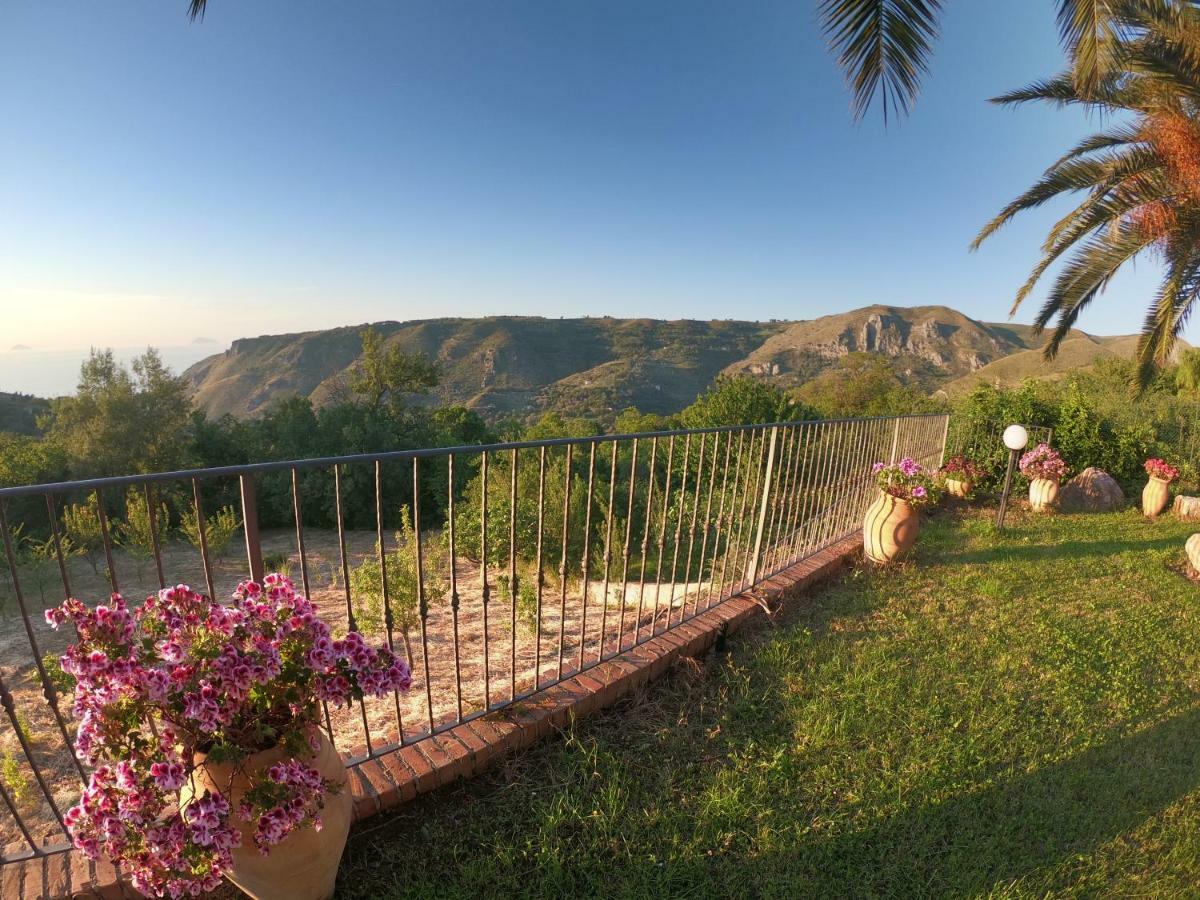 Villa Gisella San Marco d'Alunzio Esterno foto